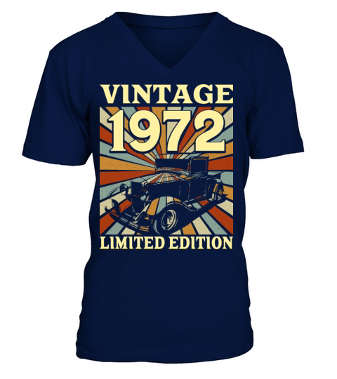 Classic And Old Car 1972 Vintage 50th Birthday V-Neck T-shirt
