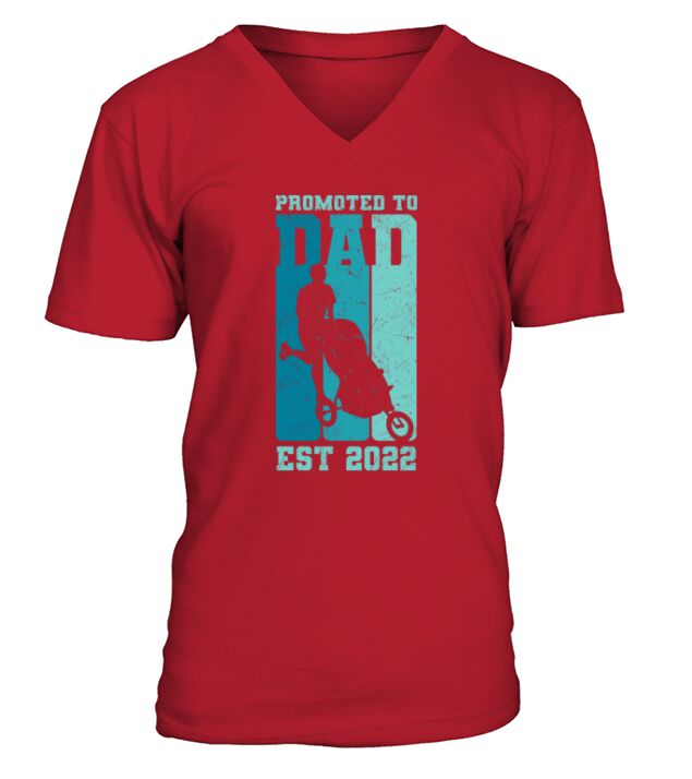 Promoted To Daddy 2022 Fathers Day Gift V-Neck T-shirt