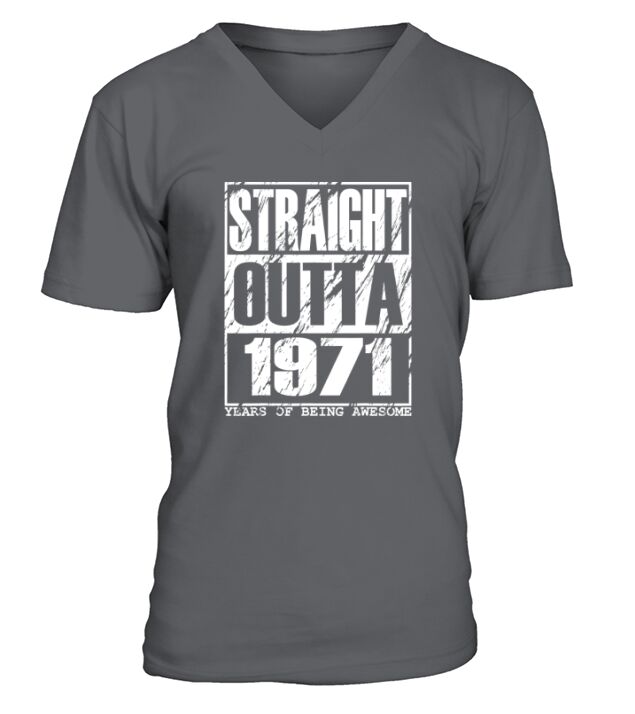 Funny Straight Outta 1971 51st Birthday Vintage V-Neck T-shirt