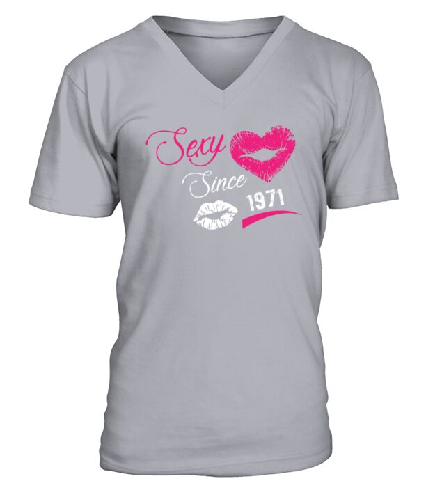 Birthday Shirts For Womens 1971 V-Neck T-shirt