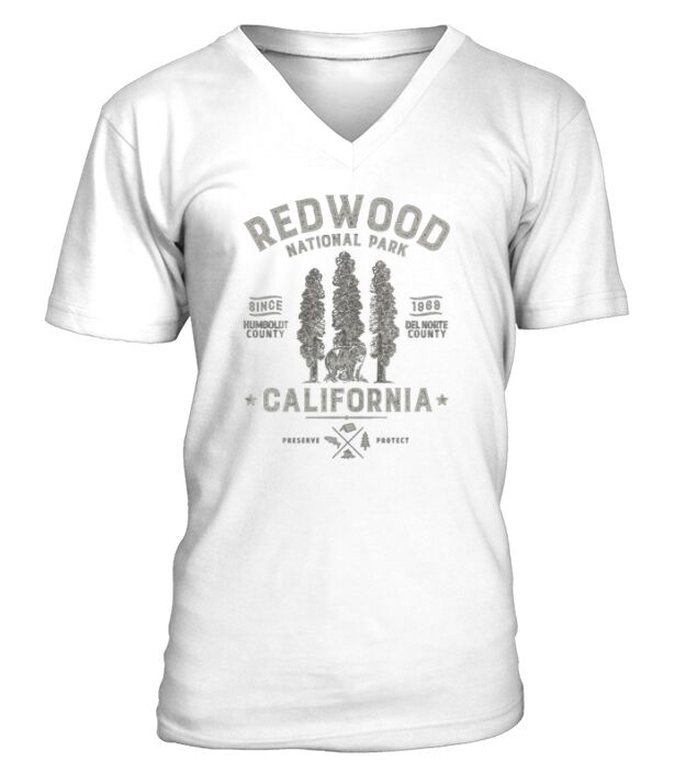 Redwood National Park T Shirt Vintage California Bear Gifts V-Neck T-shirt