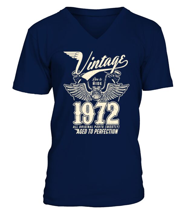 Vintage 1972 - 50 years old - 50th birthday gift V-Neck T-shirt