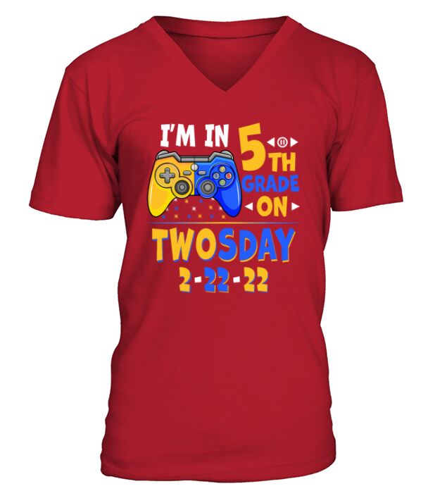 Im in 5th Grade On Twosday Video Games V-Neck T-shirt