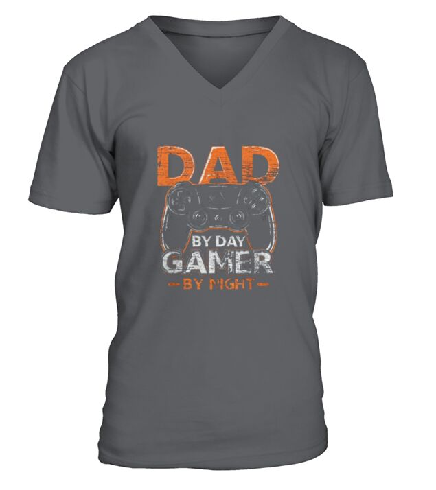 Gaming Gift Dad By Day Gamer By Night Dad Jokes V-Neck T-shirt