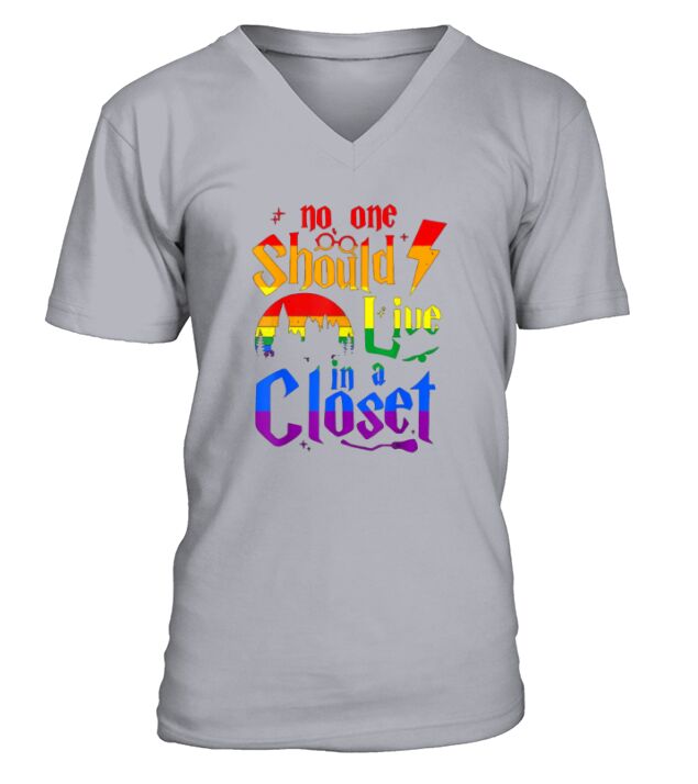 No One Should Live In A Closet LGBT Gay Pride NYC Rainbow Castle shirt V-Neck T-shirt